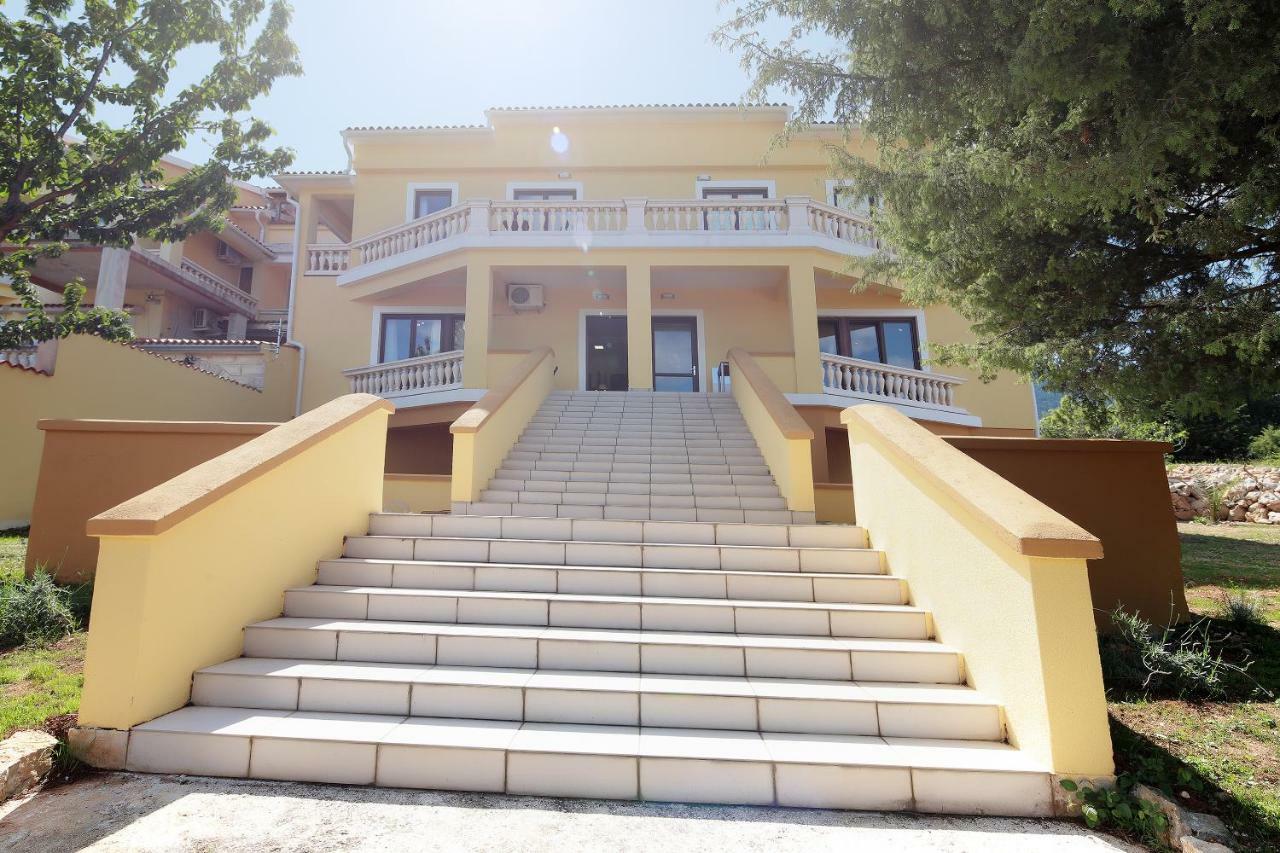 Apartments Galboka نيغيزيني المظهر الخارجي الصورة