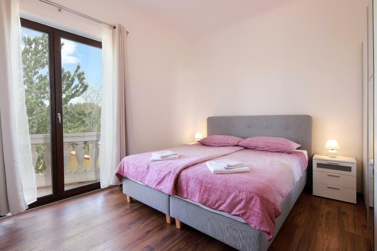 Apartments Galboka نيغيزيني المظهر الخارجي الصورة