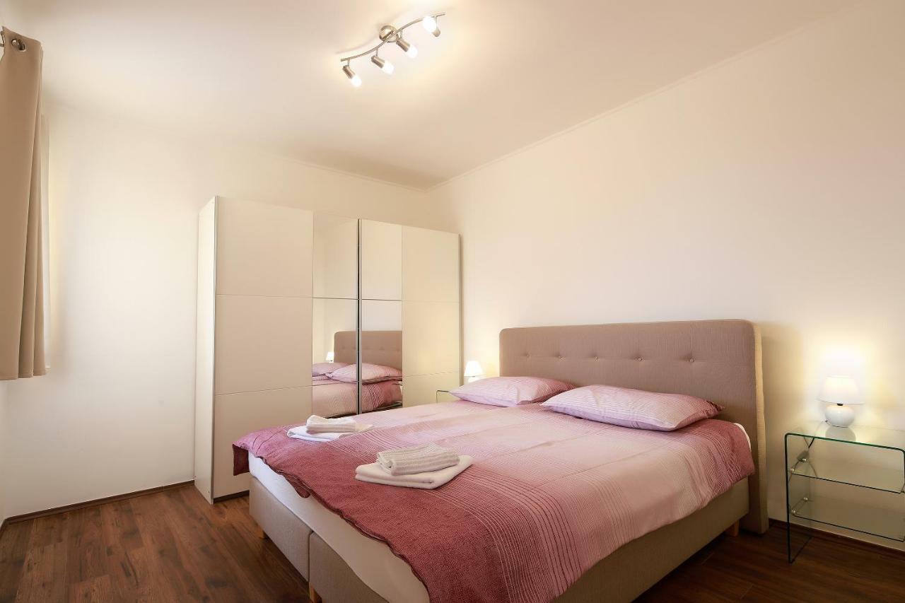 Apartments Galboka نيغيزيني المظهر الخارجي الصورة